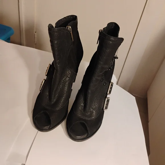 DIOR boots Peep Toe Luxury Boots Size 40